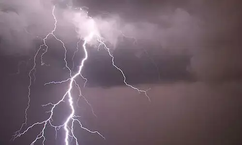 കണ്ണൂരിൽ 50കാരൻ മിന്നലേറ്റ്  മരിച്ചു