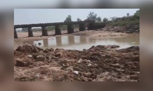 ബിഹാറിൽ വെറൈറ്റി മോഷണം: 60 അടി നീളമുള്ള പാലം മോഷ്ടിച്ചത് പട്ടാപ്പകൽ