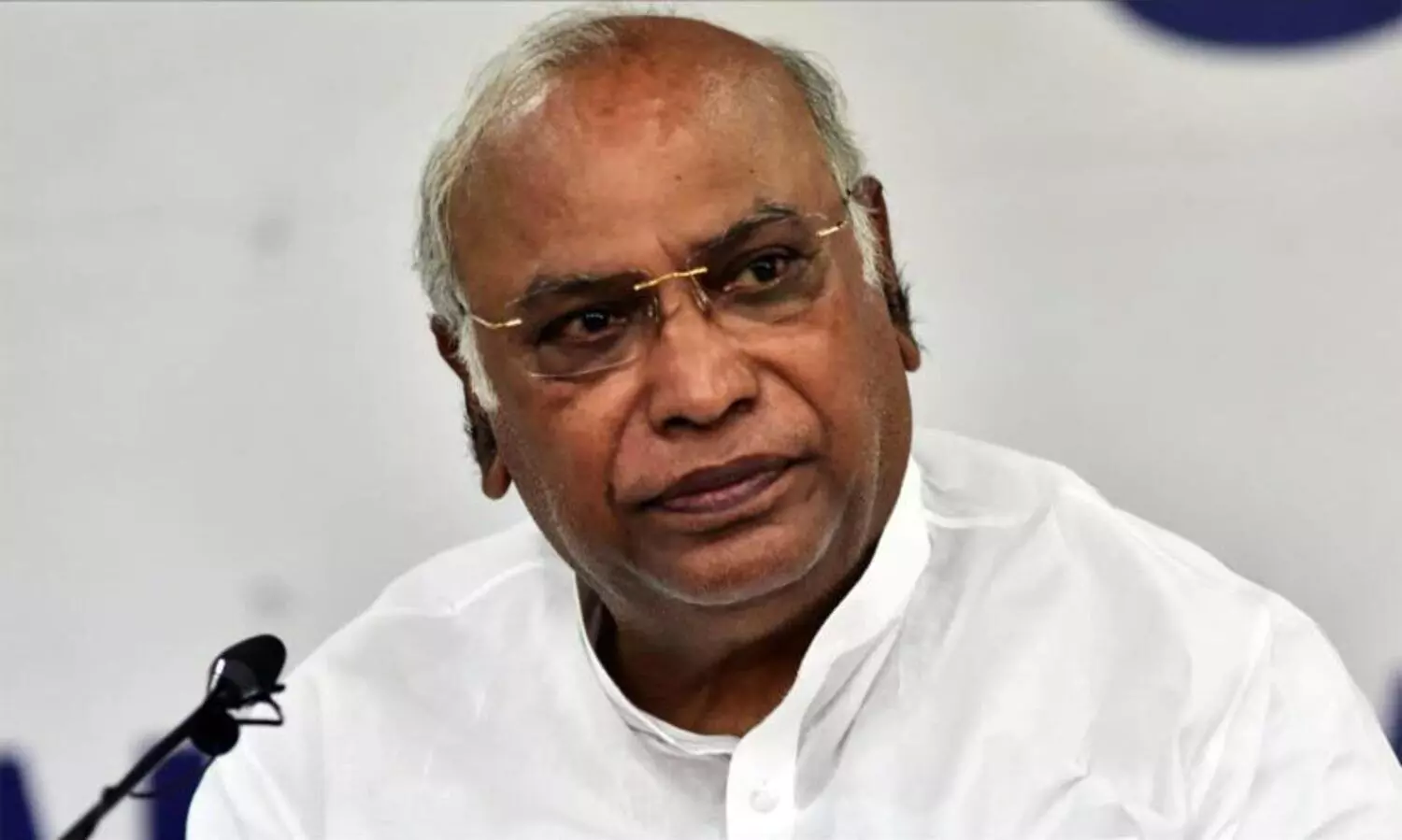 ബി.ജെ.പിയുടെ അടിച്ചമർത്തൽ അവസാനിപ്പിക്കാൻ പ്രതിപക്ഷ പാർട്ടികൾ ഒന്നിക്കണമെന്ന് ഖാർഗെ