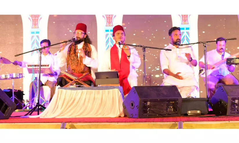 സൂഫി സംഗീതത്തിൽ ലയിച്ച് കണ്ണൂർ സൂഫി സംഗീതത്തിൽ ലയിച്ച് കണ്ണൂർ