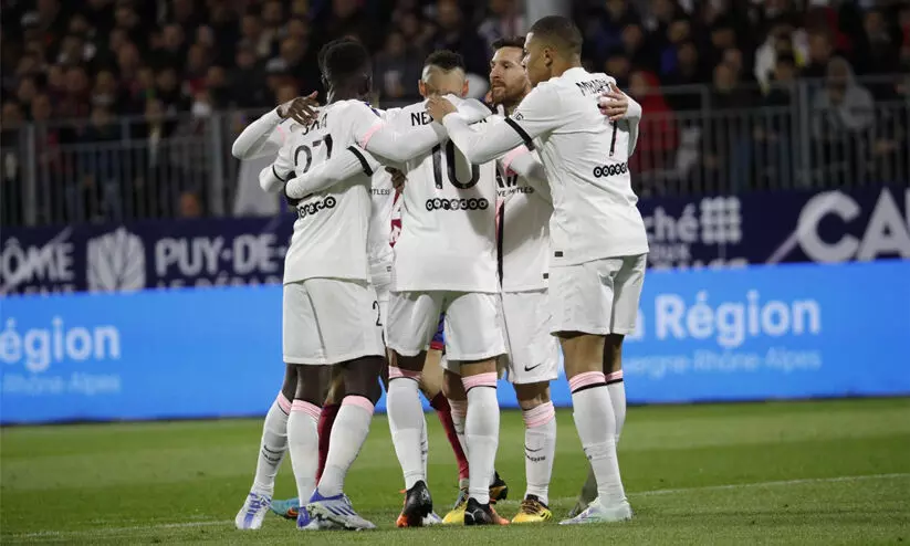 ഹാട്രിക് എം.എൻ.എം; ക്ലെർമോണ്ടിനെതിരെ പി.എസ്.ജിക്ക് 6-1ന്റെ തകർപ്പൻ ജയം ഹാട്രിക് എം.എൻ.എം; ക്ലെർമോണ്ടിനെതിരെ പി.എസ്.ജിക്ക് 6-1ന്റെ തകർപ്പൻ ജയം