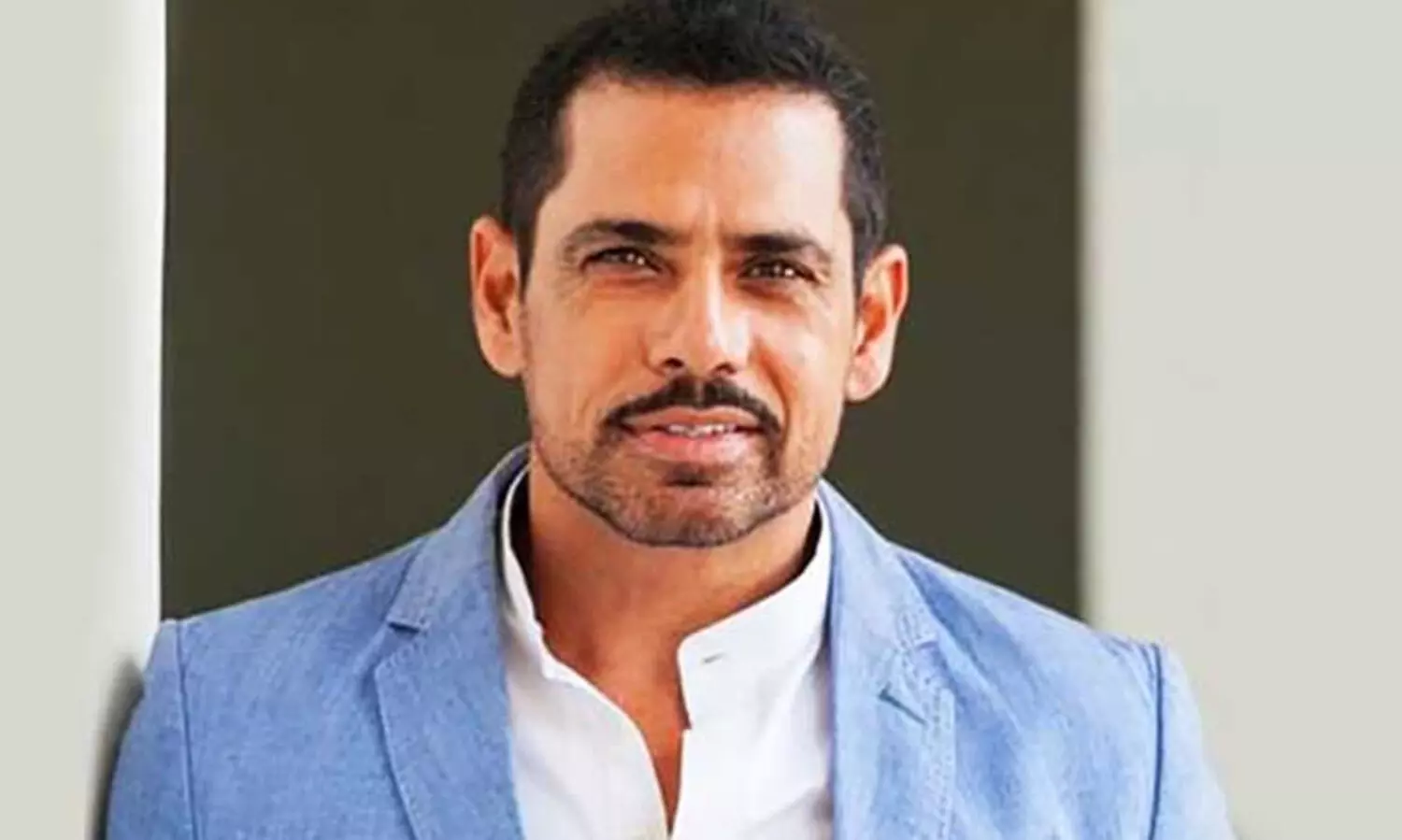 ജനങ്ങൾ ആഗ്രഹിക്കുന്നുണ്ടെങ്കിൽ രാഷ്ട്രീയത്തിൽ ഇറങ്ങാന്‍ തയാറാണെന്ന് റോബർട്ട് വാദ്ര