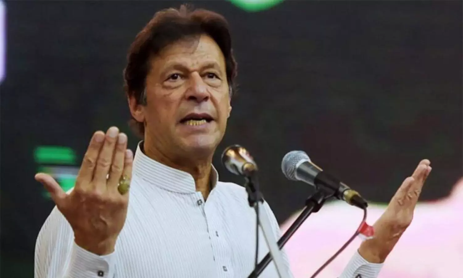 ഇംറാൻ ഖാനെ പുറത്താക്കിയതിനെതിരെ പാർട്ടി രാജ്യവ്യാപക പ്രതിഷേധം സംഘടിപ്പിക്കും