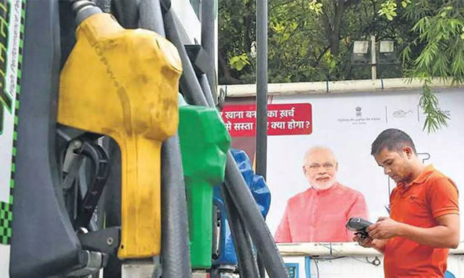 കൂട്ടിയത് കുറക്കുമോ; അന്താരാഷ്ട്ര വിപണിയിൽ എണ്ണവില 100 ഡോളറിന് താഴെ