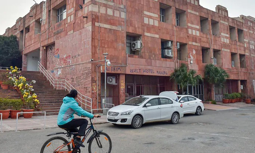 ജെ.എൻ.യു സംഘർഷം; വിദ്യാർഥികൾക്ക് രാമനവമി പൂജയും ഇഫ്താർ വിരുന്നും നടത്താൻ ഹോസ്റ്റൽ അധികൃതർ അനുമതി നൽകിയില്ല ജെ.എൻ.യു സംഘർഷം; വിദ്യാർഥികൾക്ക് രാമനവമി പൂജയും ഇഫ്താർ വിരുന്നും നടത്താൻ ഹോസ്റ്റൽ അധികൃതർ അനുമതി നൽകിയില്ല