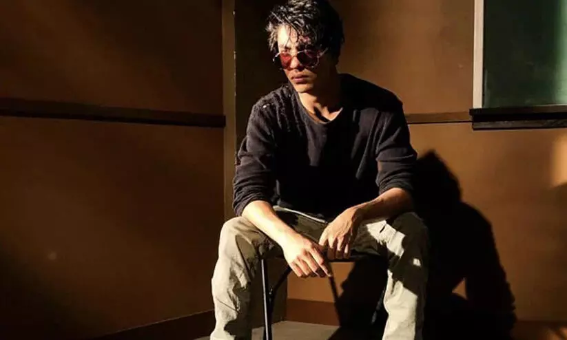 സിനിമ സംവിധാന മേഖലയിലേക്ക് ചുവടുവെക്കാനൊരുങ്ങി ആര്യൻ ഖാൻ