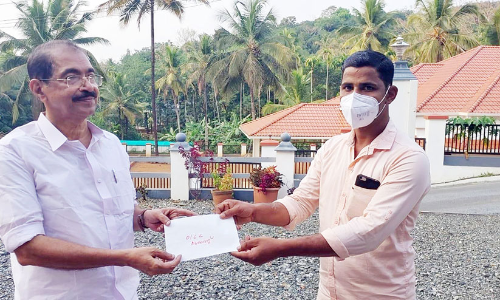 ചികിത്സസഹായം കൈമാറി