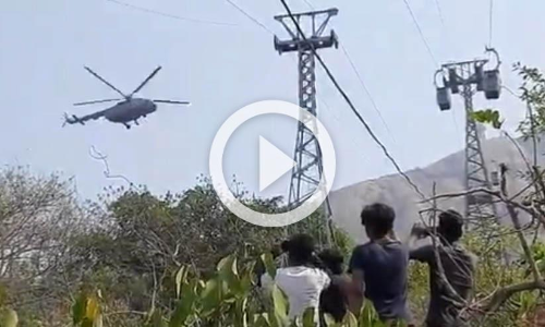 റോപ് വേയിൽ കേബ്ൾ കാറുകൾ കൂട്ടിയിടിച്ചു, രണ്ട് മരണം; കുടുങ്ങിക്കിടക്കുന്നവർക്കായി രക്ഷാപ്രവർത്തനം -വിഡിയോ