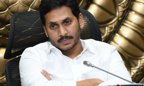 ആന്ധ്ര മന്ത്രിസഭ പുനഃസംഘടന; വൈ.എസ്.ആർ കോൺഗ്രസിൽ കലാപം