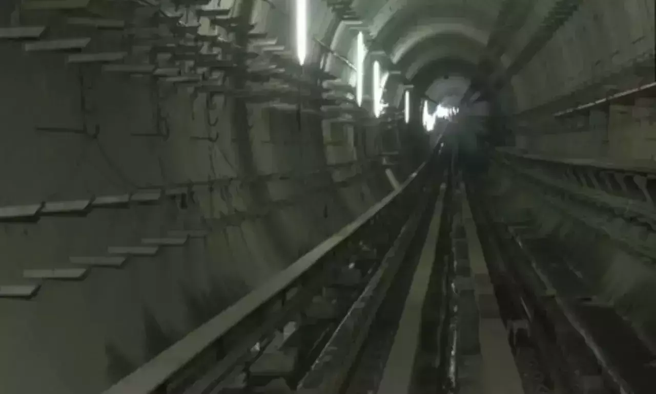 under water metro kolkata