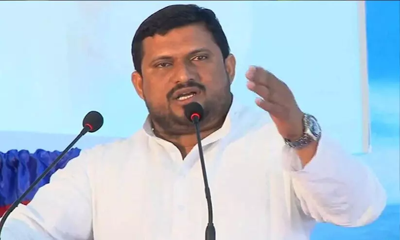 ലക്ഷദ്വീപ് ഹജ്ജ് കമ്മിറ്റി പുനസംഘടിപ്പിക്കണമെന്ന് എം.പി ലക്ഷദ്വീപ് ഹജ്ജ് കമ്മിറ്റി പുനസംഘടിപ്പിക്കണമെന്ന് എം.പി