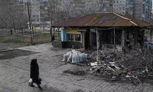 മാരിയുപോളിൽ റഷ്യ രാസായുധ ആക്രമണം നടത്തിയെന്ന ആരോപണം അന്വേഷിക്കുകയാണെന്ന് ബ്രിട്ടൻ മാരിയുപോളിൽ റഷ്യ രാസായുധ ആക്രമണം നടത്തിയെന്ന ആരോപണം അന്വേഷിക്കുകയാണെന്ന് ബ്രിട്ടൻ