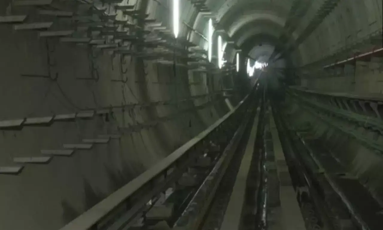 under water metro kolkata