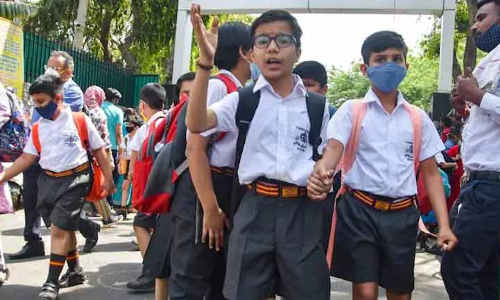 കോവിഡ് വ്യാപനം; നോയിഡയിലും ഗാസിയാബാദിലും സ്‌കൂളുകൾ അടച്ചു