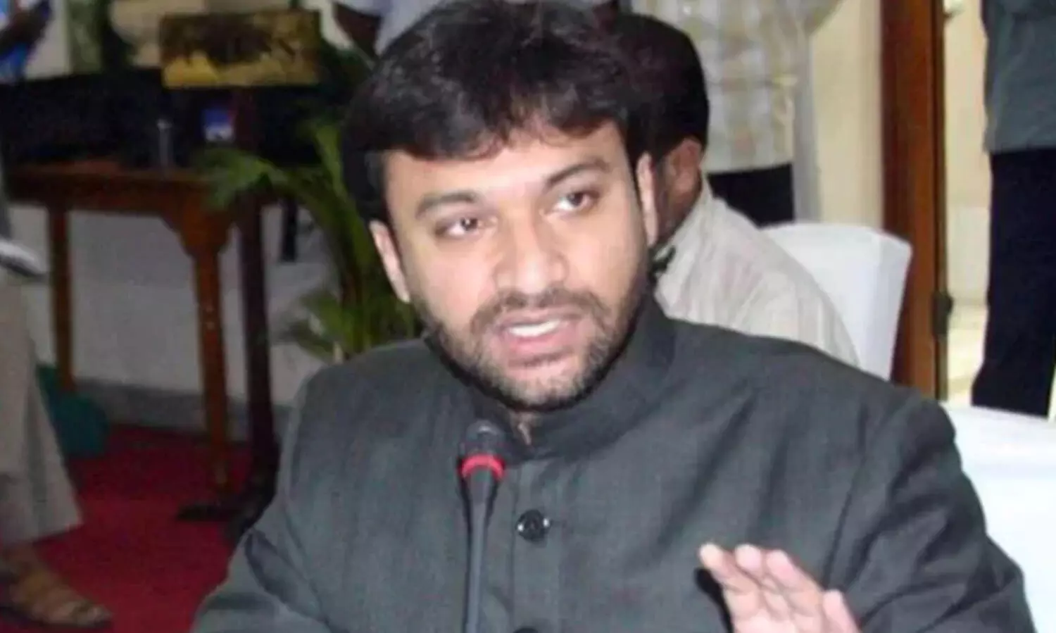 വിദ്വേഷ പ്രസംഗ കേസുകളിൽ അക്ബറുദ്ദീൻ ഉവൈസിയെ കുറ്റമുക്തനാക്കി