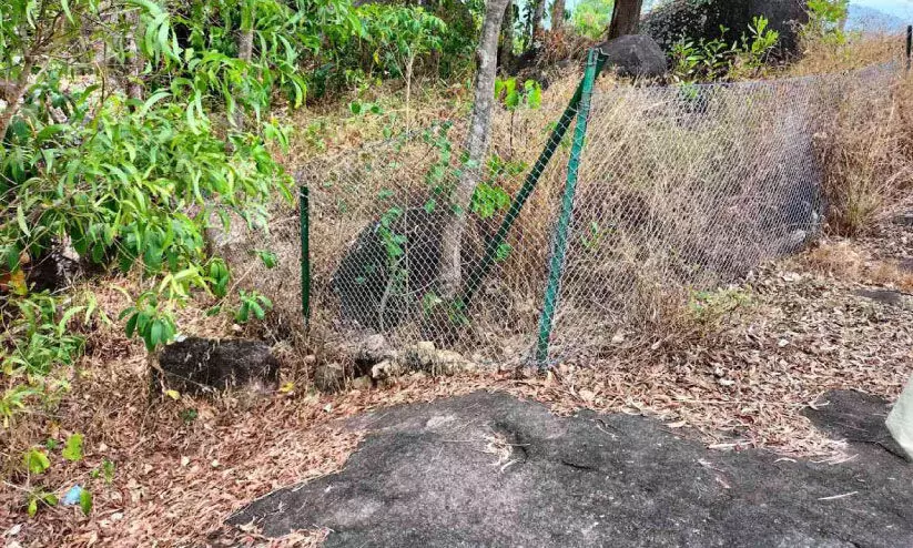 കടലുകാണിപ്പാറയിൽ പാറ ഖനനത്തിന് നീക്കം