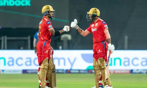 ധവാനും മായങ്കിനും അർധ സെഞ്ച്വറി; പഞ്ചാബിനെതിരെ മുംബൈക്ക് 199 റൺസ് വിജയലക്ഷ്യം