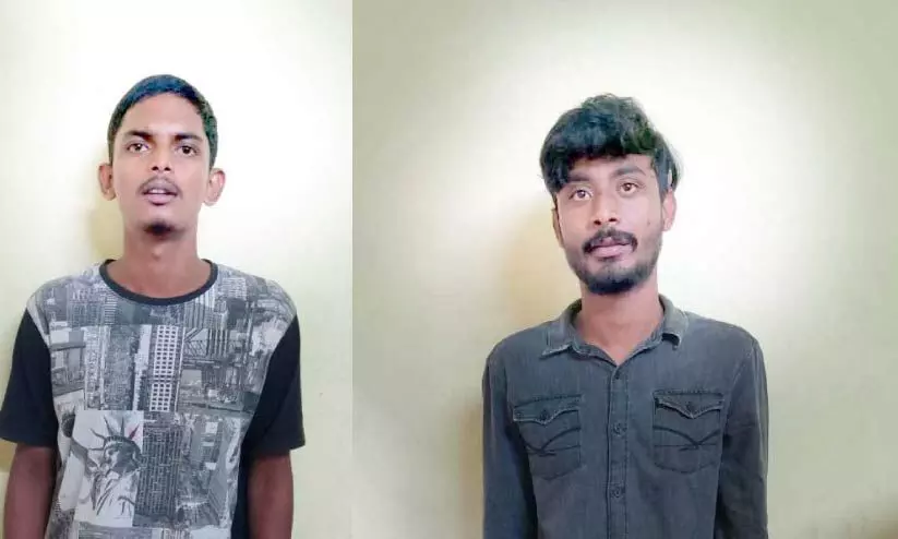 മൊബൈല്‍ ഫോണ്‍ തട്ടിയ പ്രതികള്‍ പിടിയില്‍