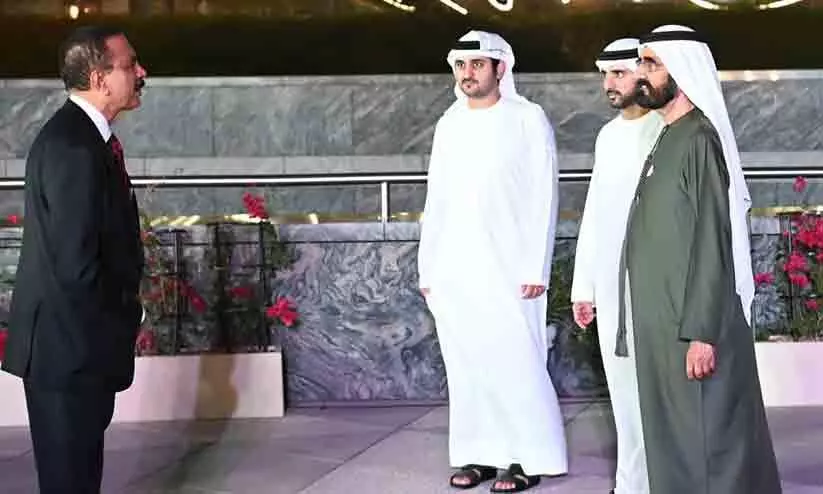 ശൈഖ് മുഹമ്മദിന് റമദാൻ ആശംസകൾ നേരുന്ന ഡോ. ആസാദ് മൂപ്പൻ