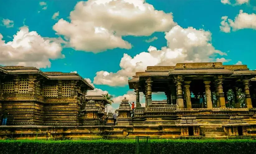 ഖുർആൻ പാരായണത്തോടെ രഥോത്സവം ആരംഭിച്ച് ബേലൂർ ചെന്നകേശവ ക്ഷേത്രം ഖുർആൻ പാരായണത്തോടെ രഥോത്സവം ആരംഭിച്ച് ബേലൂർ ചെന്നകേശവ ക്ഷേത്രം