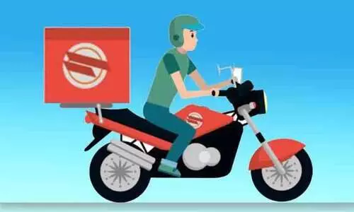 ഡെലിവറി ബൈക്ക് അപകടം: കാമ്പയിനുമായി ദുബൈ പൊലീസ്