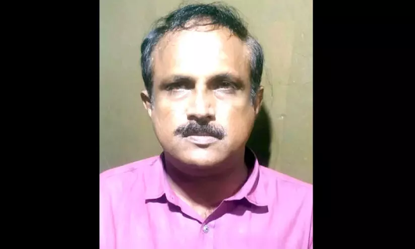 ബസില് യുവതിയെ ശല്യം ചെയ്തയാള് അറസ്റ്റില് ബസില് യുവതിയെ ശല്യം ചെയ്തയാള് അറസ്റ്റില്