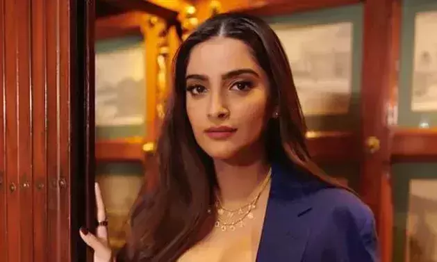 സോനം കപൂറിന്റെ വീട്ടിൽ നിന്ന് ആഭരണങ്ങൾ മോഷ്ടിച്ച സ്വർണപ്പണിക്കാരൻ അറസ്റ്റിൽ