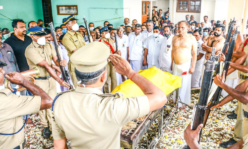 എം.പി. ഗോവിന്ദൻ നായർക്ക് ഔദ്യോഗിക ബഹുമതികളോടെ വിട