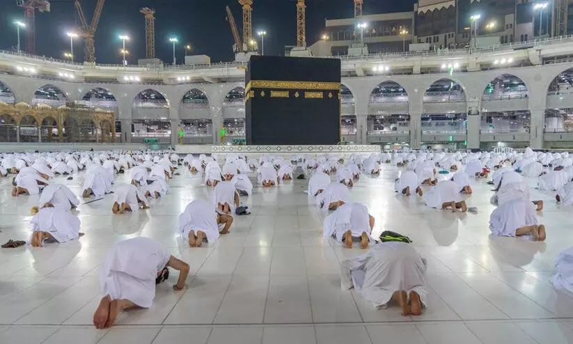 ഉംറ തീർത്ഥാടകർക്ക് ആരോഗ്യ നിർദേശങ്ങൾ നൽകി ഹജ്ജ്, ഉംറ മന്ത്രാലയം ഉംറ തീർത്ഥാടകർക്ക് ആരോഗ്യ നിർദേശങ്ങൾ നൽകി ഹജ്ജ്, ഉംറ മന്ത്രാലയം