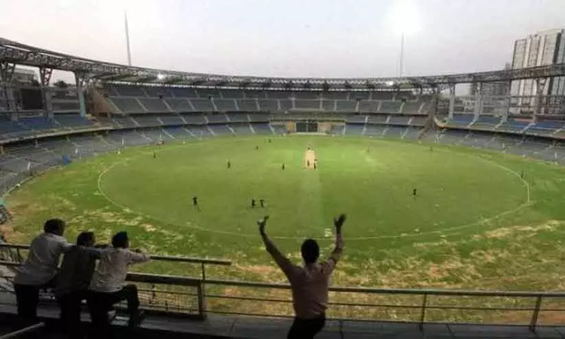 Man sneaks into India to watch IPL