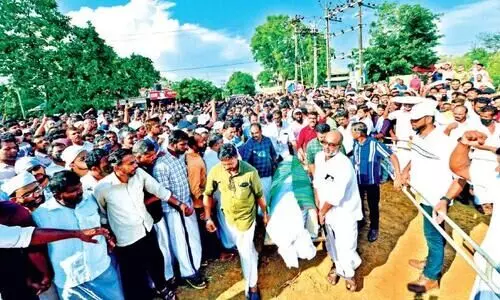 പാലക്കാട് കൊലപാതകം: സമൂഹമാധ്യമങ്ങൾ പൊലീസ് നിരീക്ഷണത്തിൽ