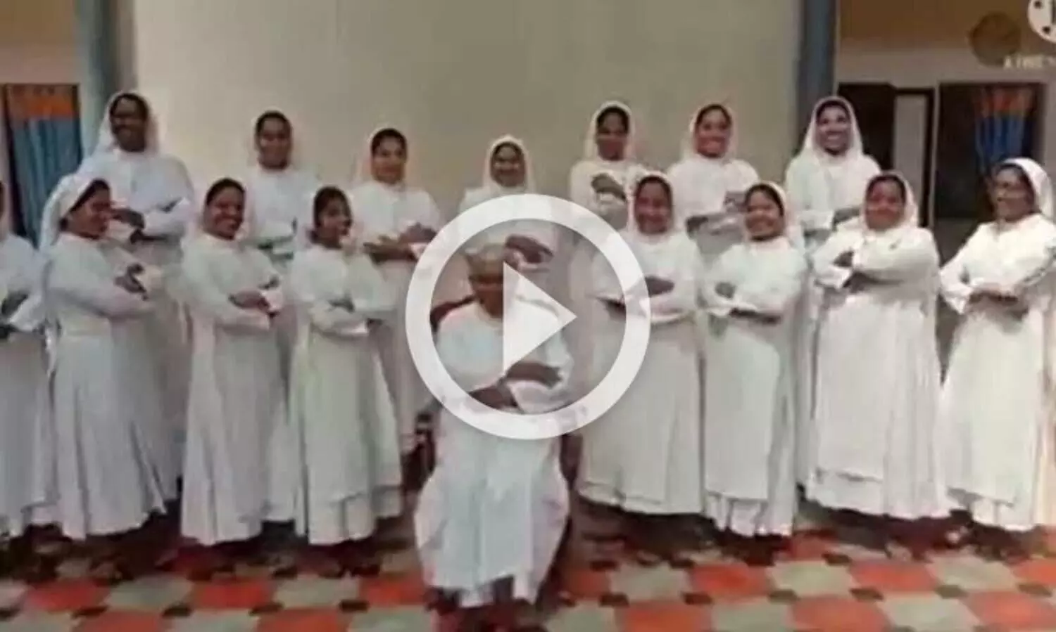 ചാമ്പിക്കോ സ്റ്റൈലിൽ സൂസൈപാക്യം; വിഡിയോ വൈറൽ