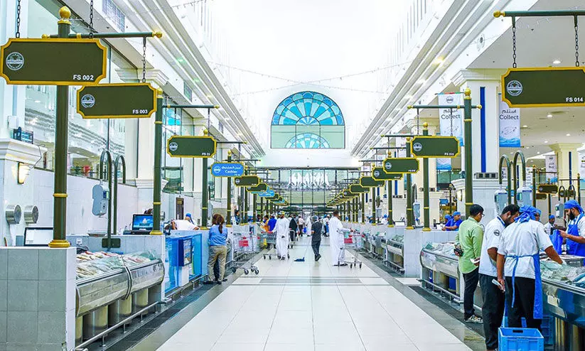 റമദാനിലും സന്ദർശകരെ ആകർഷിച്ച് സൂഖ് അൽ ജുബൈൽ റമദാനിലും സന്ദർശകരെ ആകർഷിച്ച് സൂഖ് അൽ ജുബൈൽ