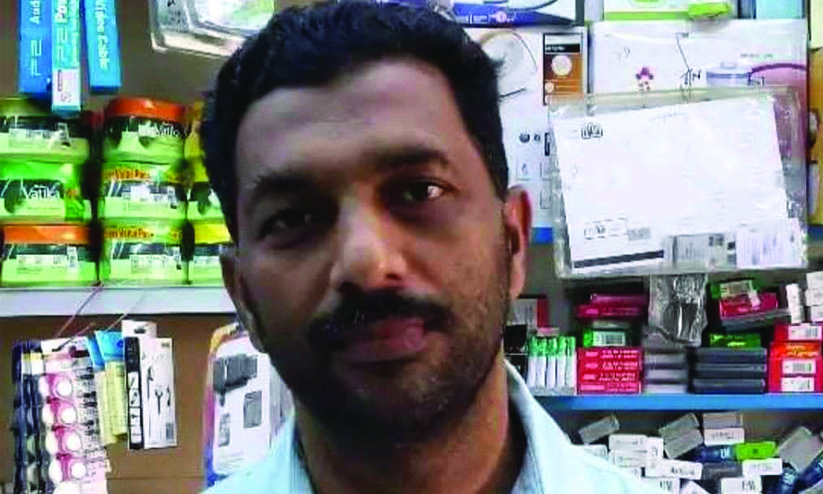 ന്യൂമോണിയ ബാധിച്ച് മലയാളി ജിദ്ദയിൽ മരിച്ചു ന്യൂമോണിയ ബാധിച്ച് മലയാളി ജിദ്ദയിൽ മരിച്ചു