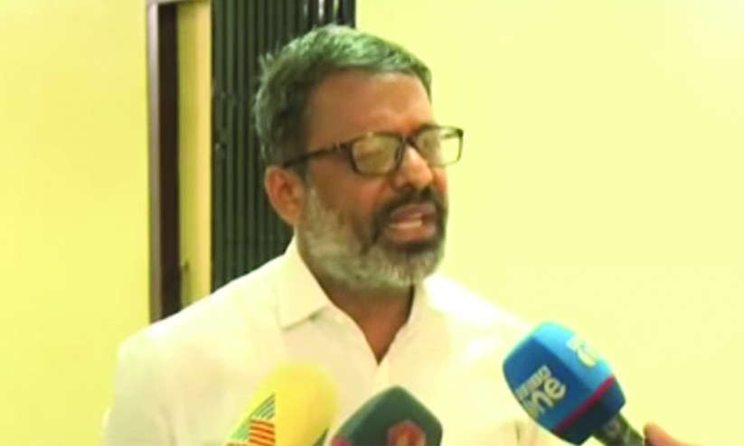 സുരേന്ദ്രൻ വന്ന് പോയതിന് പിന്നാലെയാണ് കൊലപാതകം നടന്നത് -സി.പി.എം ജില്ലാ സെക്രട്ടറി സുരേന്ദ്രൻ വന്ന് പോയതിന് പിന്നാലെയാണ് കൊലപാതകം നടന്നത് -സി.പി.എം ജില്ലാ സെക്രട്ടറി