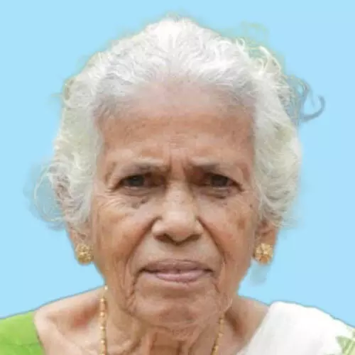 മാ​ളു​ക്കു​ട്ടി