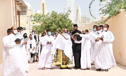 കുരിശുമരണത്തിന്‍റെ സ്മരണയിൽ ദുഃഖവെള്ളി ആചരണം