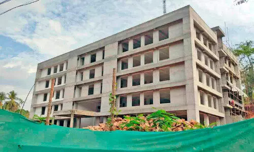 മട്ടന്നൂരിൽ റവന്യു ടവര്‍ നിര്‍മാണം പുരോഗമിക്കുന്നു