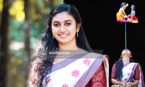 Renjini The Nokkuvidya String Puppeteer