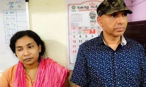 ഭാര്യയെ വഞ്ചിച്ച് കോടികളുമായി മുങ്ങിയ ഭർത്താവും കാമുകിയും പിടിയിൽ