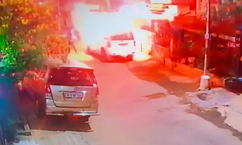 സി.സി.ടി.വി എല്ലാം കണ്ടു; സ്വന്തം കാർ കത്തിച്ച് പരാതിയുമായെത്തിയ ബി.ജെ.പി നേതാവ് അറസ്റ്റിൽ