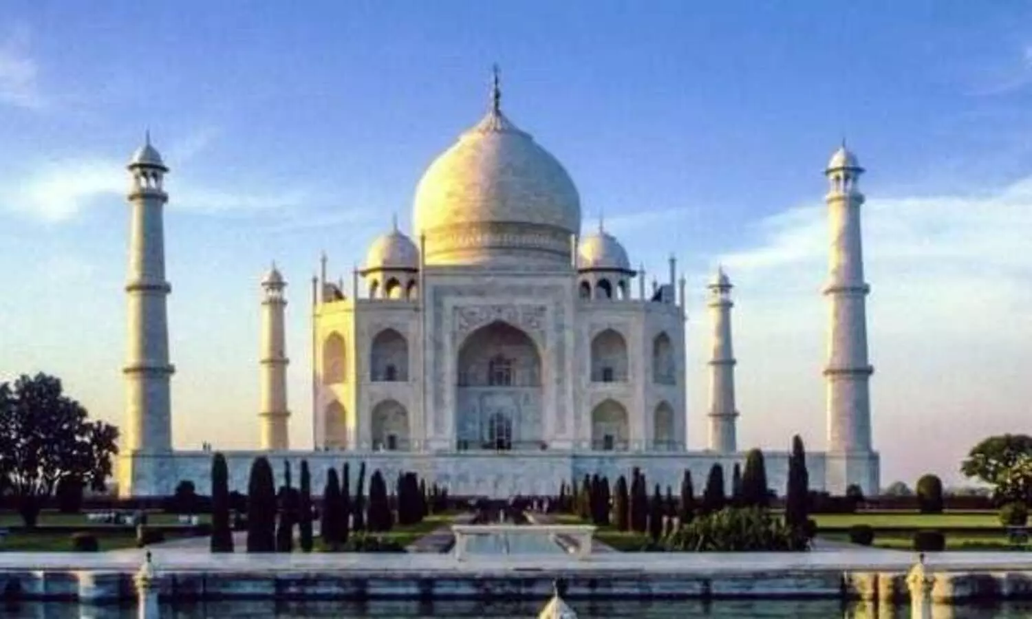 ഇത് പബ്ലിസിറ്റിക്കുള്ള ശ്രമം, പൊതുതാൽപര്യമല്ല; താജ്മഹൽ കേസിൽ സുപ്രീംകോടതി