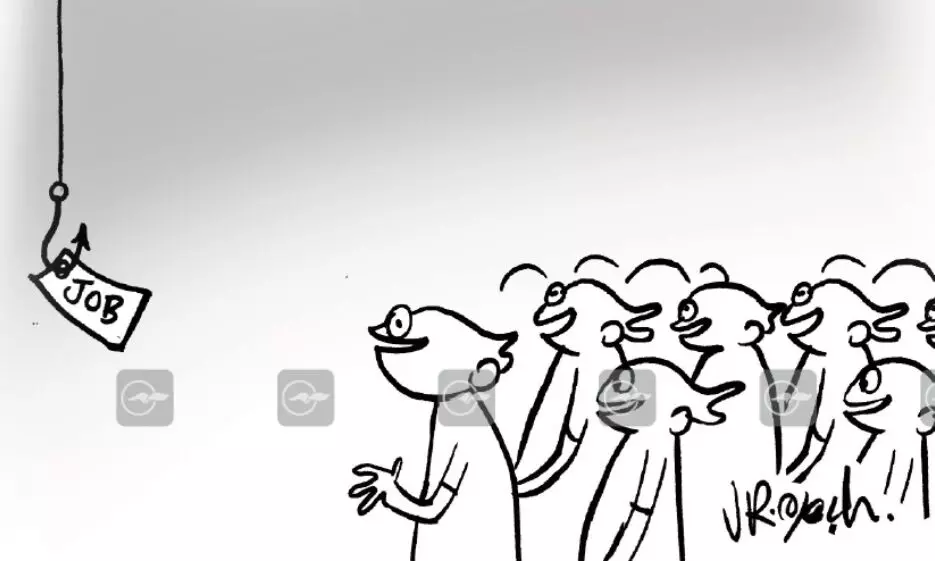 തൊഴിലന്വേഷകരേ... തലവെക്കരുത് തട്ടിപ്പുകൾക്ക് തൊഴിലന്വേഷകരേ... തലവെക്കരുത് തട്ടിപ്പുകൾക്ക്