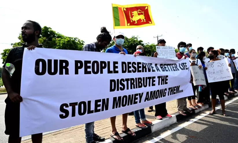 ശ്രീലങ്കയിൽ പുതിയ മന്ത്രിസഭ ഇന്ന് സത്യപ്രതിജ്ഞ ചെയ്യും ശ്രീലങ്കയിൽ പുതിയ മന്ത്രിസഭ ഇന്ന് സത്യപ്രതിജ്ഞ ചെയ്യും