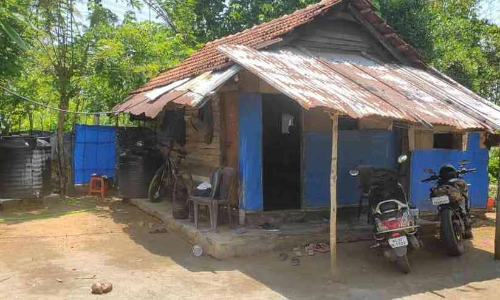 ലോട്ടറി അടിച്ച ഷണ്മുഖൻറെ വീട്