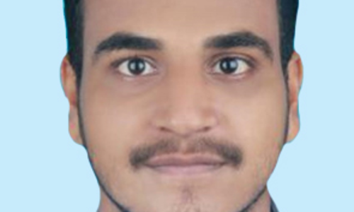 യു​വാ​വ് ട്രെ​യി​ൻ ത​ട്ടി മ​രി​ച്ചു