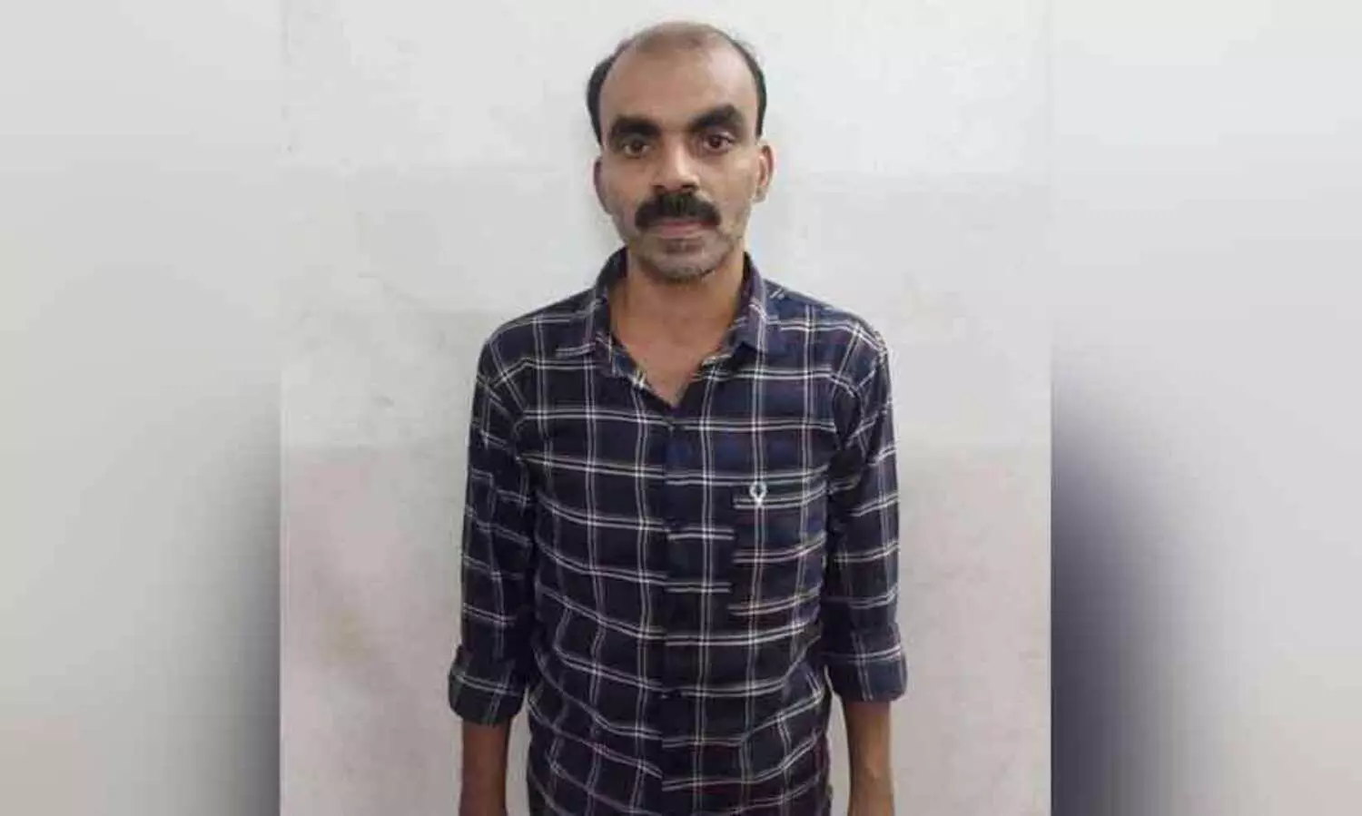 പന്തക്കൽ ബാറിൽ നിന്ന് ഒരു ലക്ഷം രൂപയുമായി മുങ്ങിയ യുവാവ് അറസ്റ്റിൽ