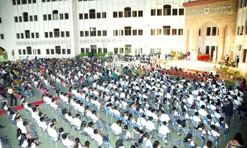 ഇന്ത്യൻ സ്കൂൾ വാദി കബീറിൽ വിദ്യാർഥികൾക്ക്​ യാത്രയയപ്പ്