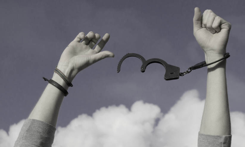 ഫാക് കുറുബ: ജയിൽ മോചിതരായത്​ 447പേർ