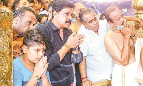 dileep at sabarimala